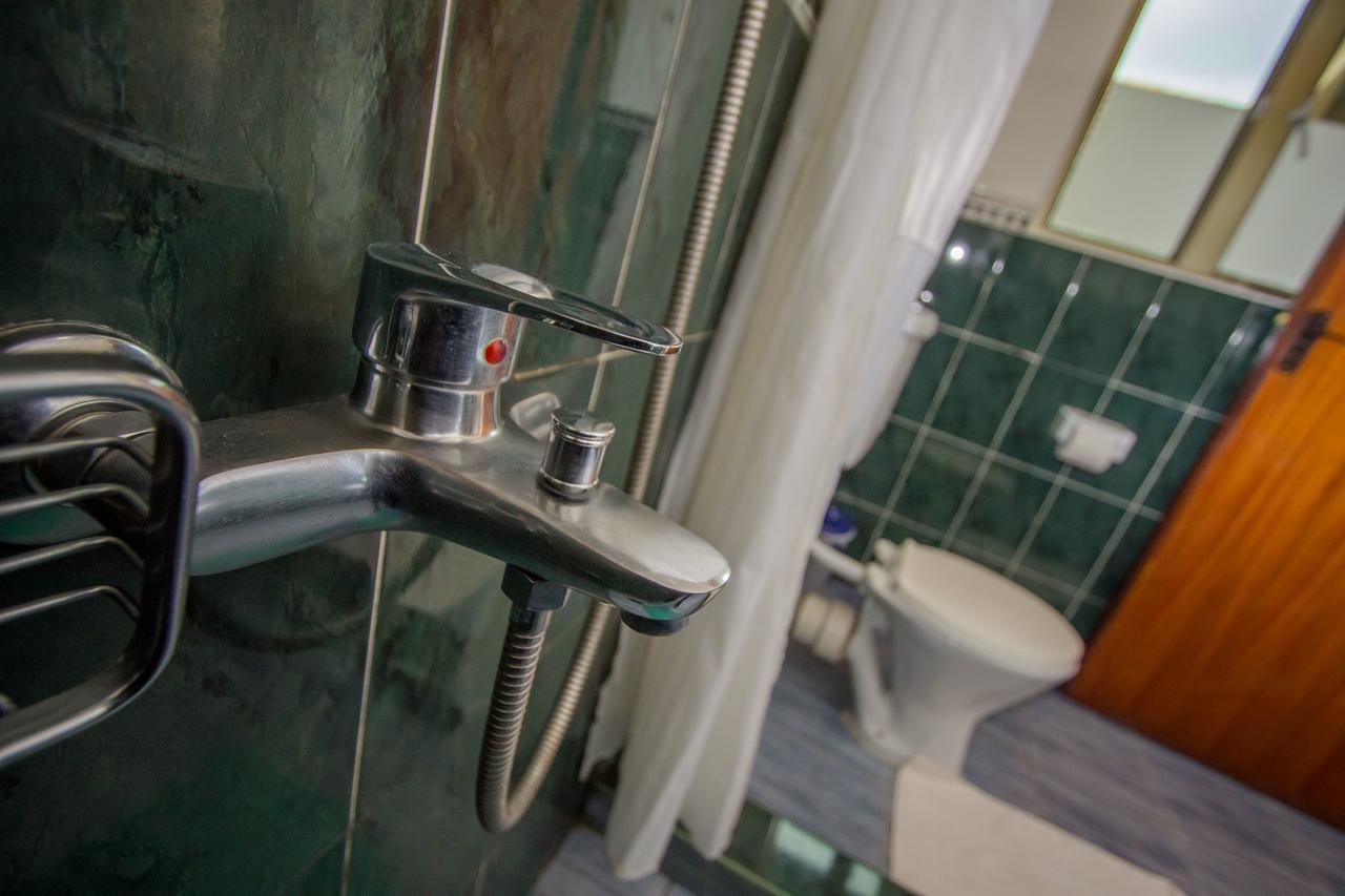 Tuzza Hotel Bushenyi المظهر الخارجي الصورة